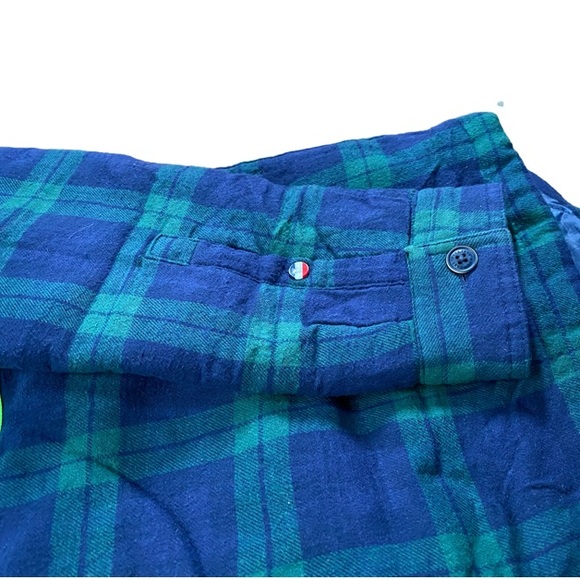 Tommy Hilfiger Insulated Construction/Camping Style Flannel - Picture 5 of 8